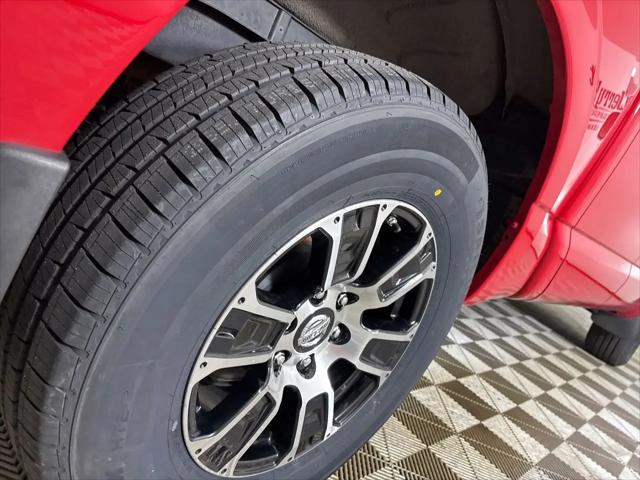 2021 Nissan Titan Crew Cab SV 4x4