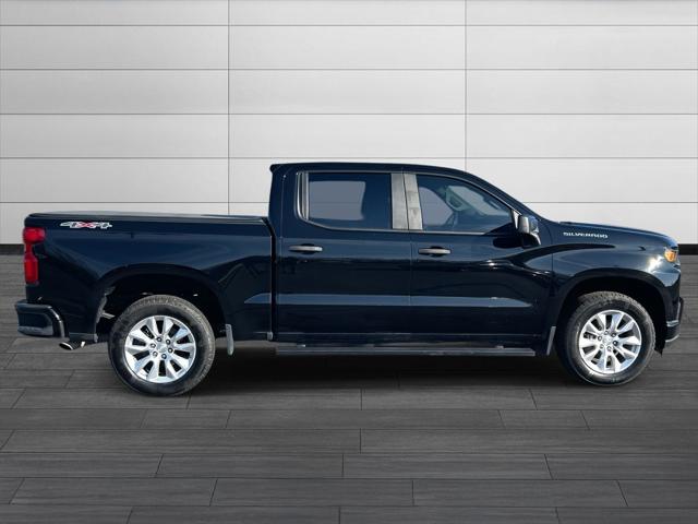 2021 Chevrolet Silverado 1500 4WD Crew Cab Short Bed Custom