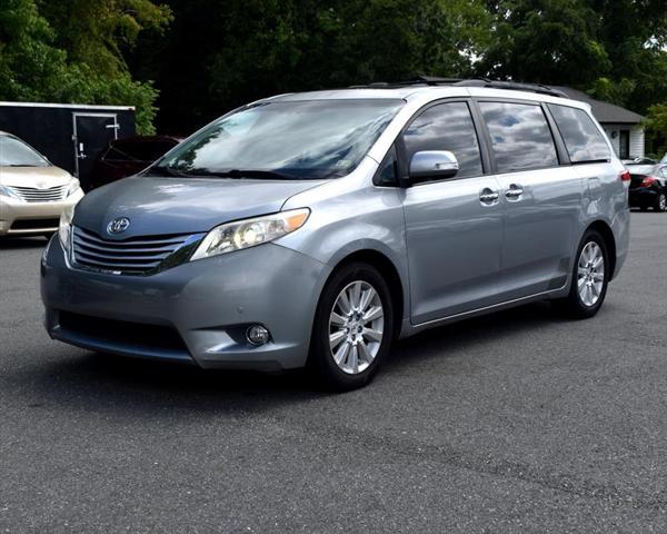 2013 Toyota Sienna XLE V6 8 Passenger for sale in Stafford  Courthouse, VA