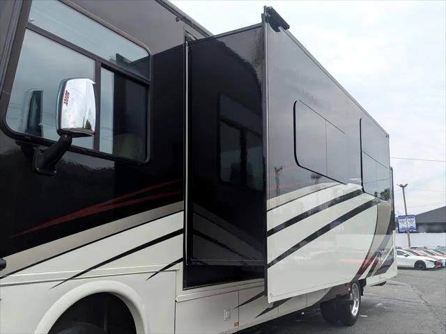 2015 Ford F-53 Unknown