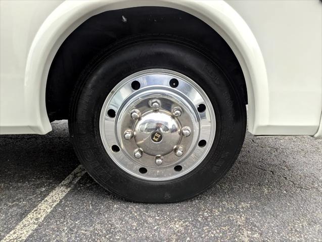 2015 Ford F-53 Unknown