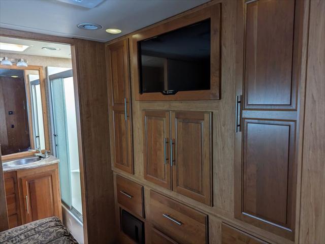 2015 Ford F-53 Motorhome
