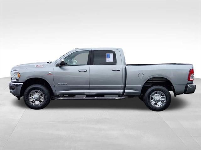 2022 RAM 2500 Big Horn Crew Cab 4x4 64 Box 2022 RAM 2500 Big Horn Crew Cab 4x4 64 Box