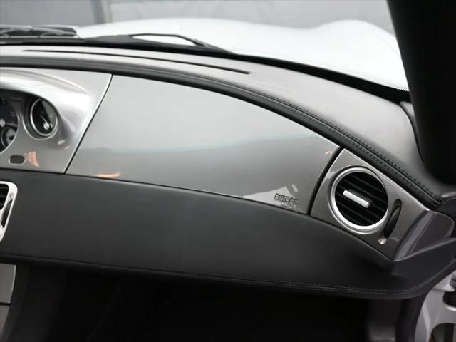2001 BMW Z8 Base (M6)