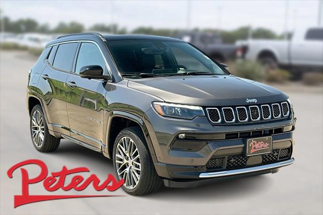 2024 Jeep Compass COMPASS LIMITED 4X4