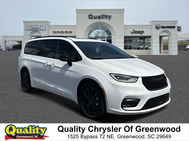 2024 Chrysler Pacifica PACIFICA LIMITED