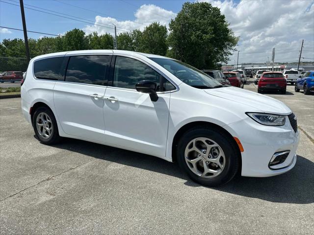 2024 Chrysler Pacifica PACIFICA LIMITED