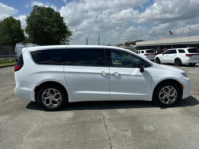 2024 Chrysler Pacifica PACIFICA LIMITED