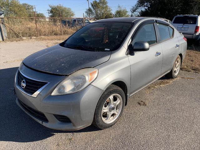 2013 Nissan Versa 1.6 SV