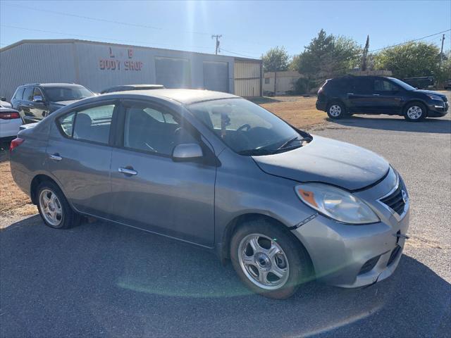 2013 Nissan Versa 1.6 SV