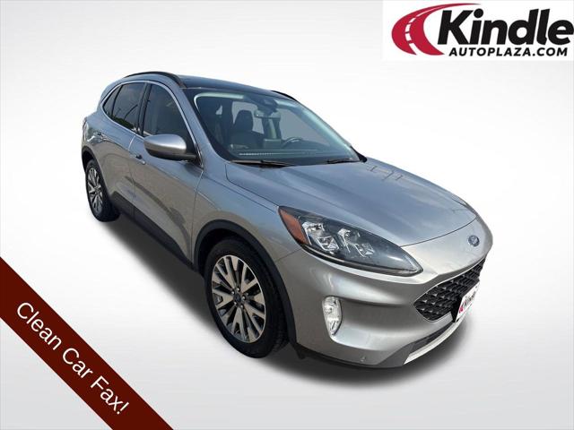 2022 Ford Escape Titanium Hybrid