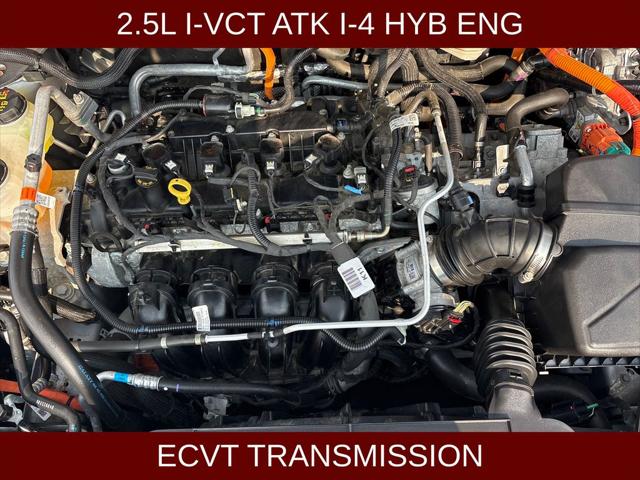 2022 Ford Escape Titanium Hybrid