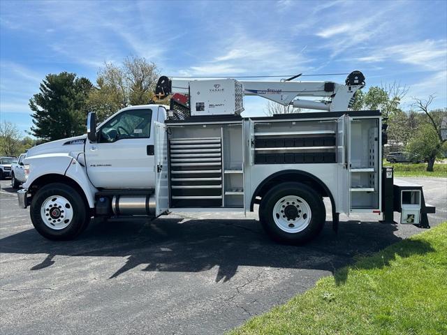 2024 Ford F-750 Base