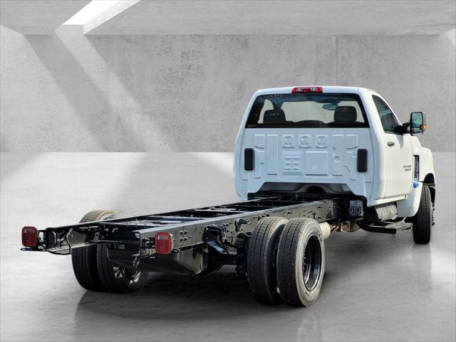 2023 Chevrolet Silverado MD LT
