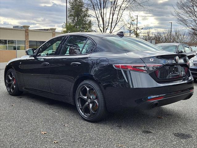 2024 Alfa Romeo Giulia GIULIA Ti AWD 2024 Alfa Romeo Giulia GIULIA Ti AWD