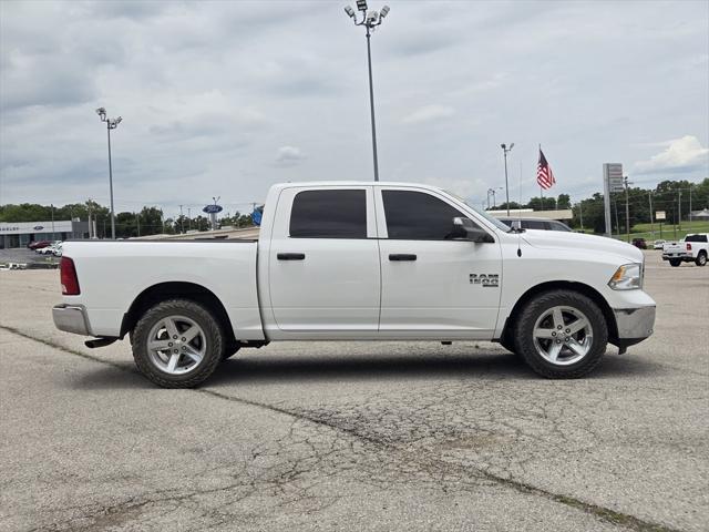 2022 RAM 1500 Classic SLT Crew Cab 4x2 57 Box