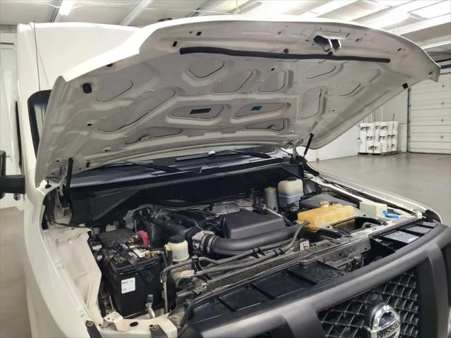 2019 Nissan 2500 S V6