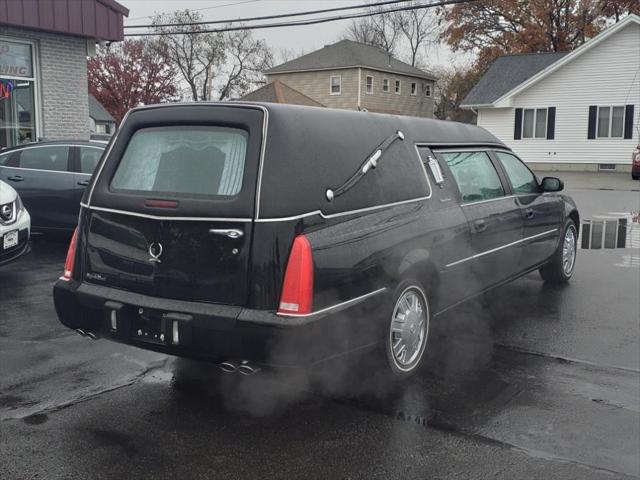 2007 Cadillac DTS Standard