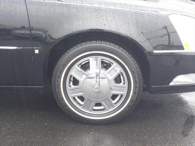 2007 Cadillac DTS Standard