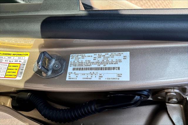 2020 Ford Escape SE