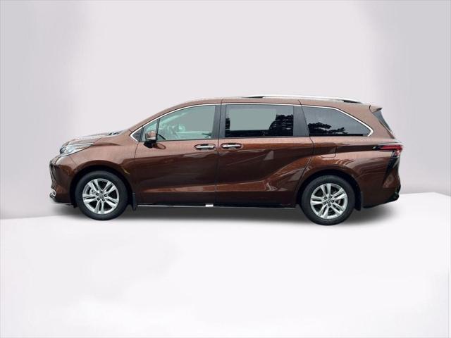 2023 Toyota Sienna Limited