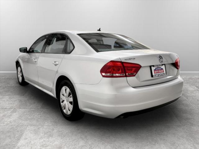 2015 Volkswagen Passat 1.8T S