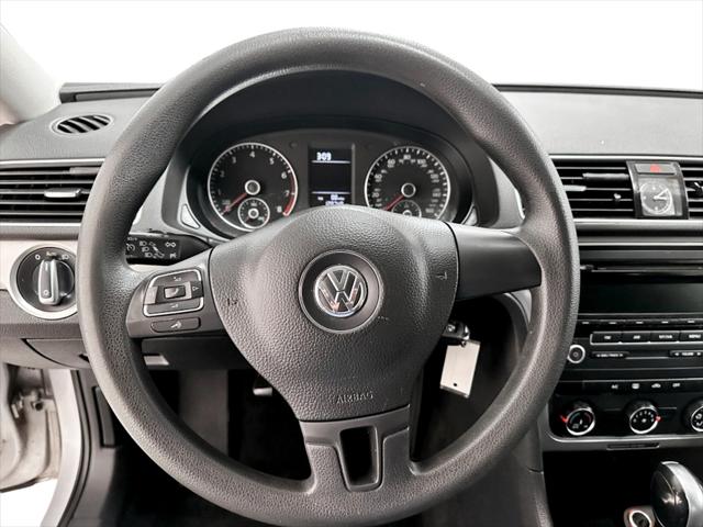 2015 Volkswagen Passat 1.8T S