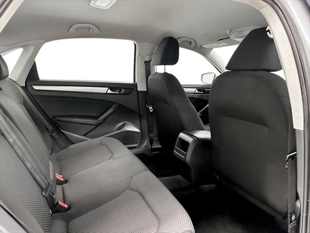 2015 Volkswagen Passat 1.8T S
