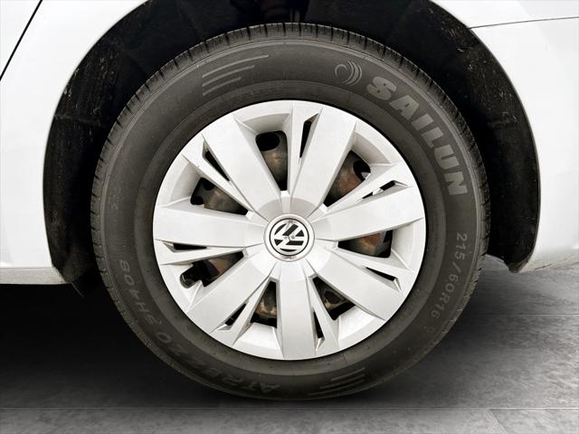 2015 Volkswagen Passat 1.8T S