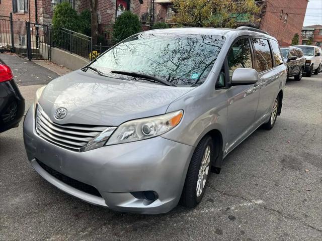2015 Toyota Sienna LE 7 Passenger for sale in Corona, NY
