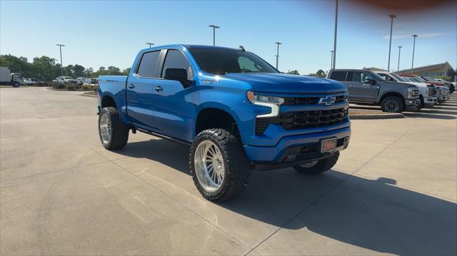 2022 Chevrolet Silverado 1500 4WD Crew Cab Short Bed RST