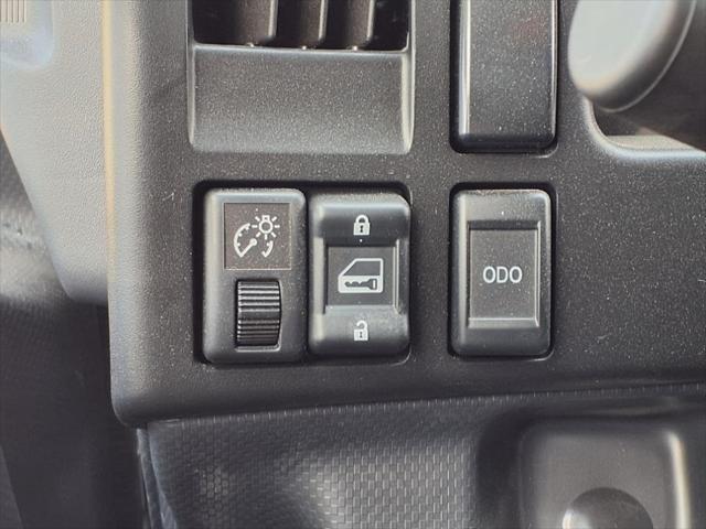 2024 Isuzu NRR Unknown