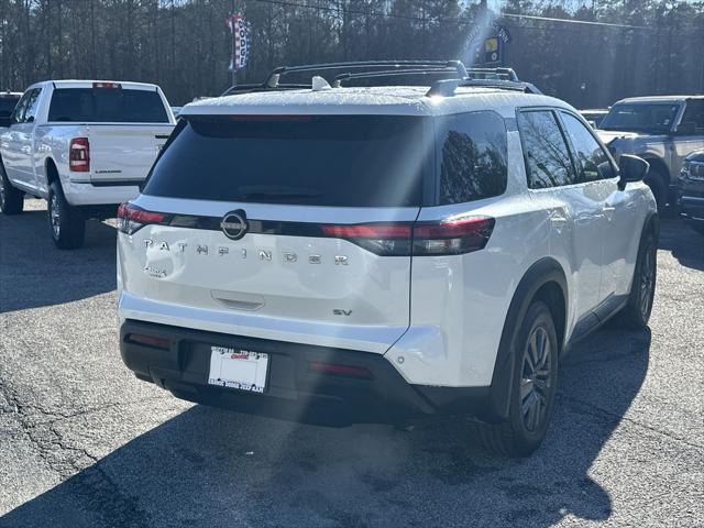 2022 Nissan Pathfinder SV 2WD