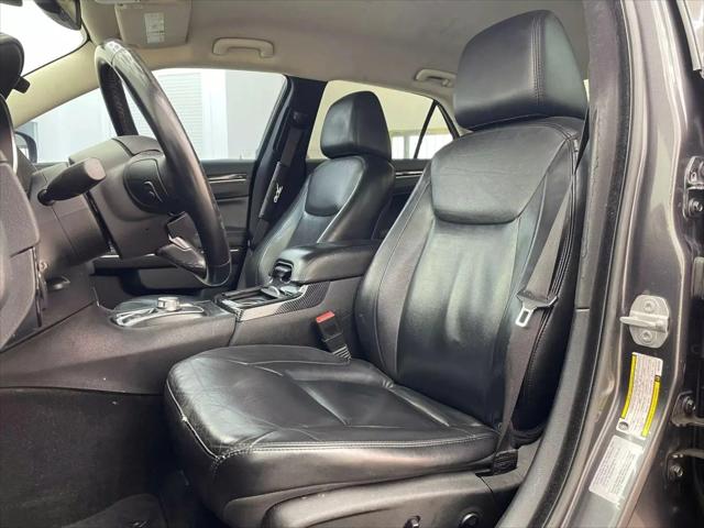 2016 Chrysler 300 Limited