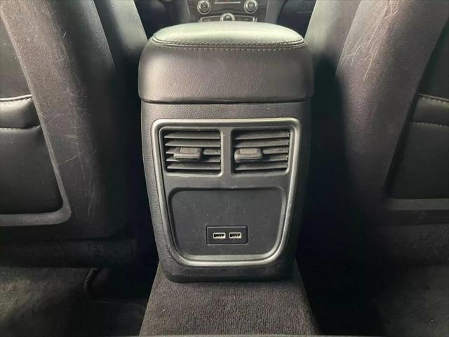 2016 Chrysler 300 Limited
