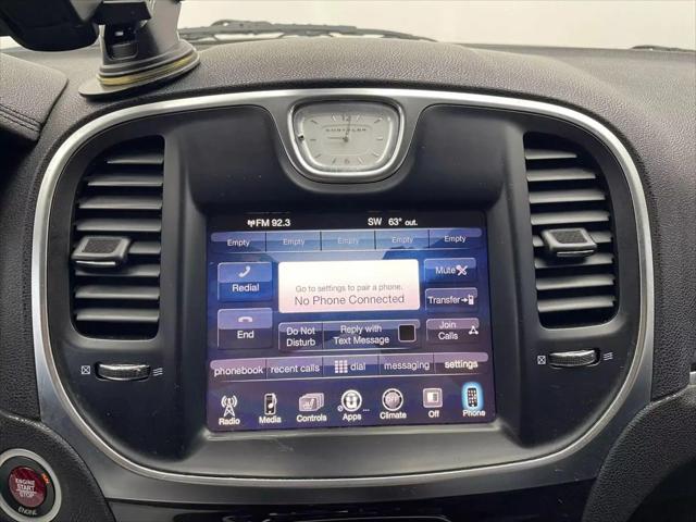 2016 Chrysler 300 Limited