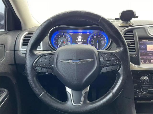 2016 Chrysler 300 Limited