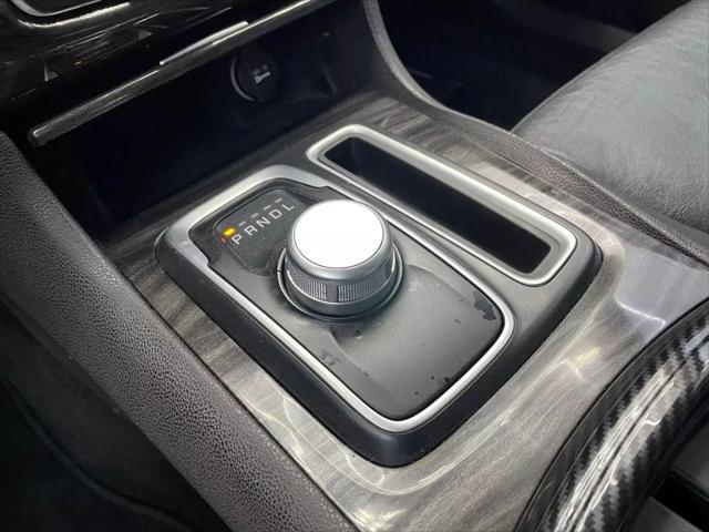 2016 Chrysler 300 Limited