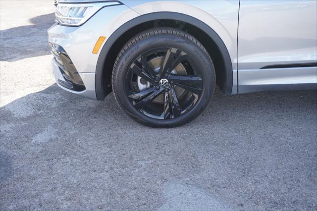 2024 Volkswagen Tiguan 2.0T SE R-Line Black