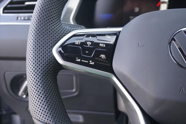 2024 Volkswagen Tiguan 2.0T SE R-Line Black