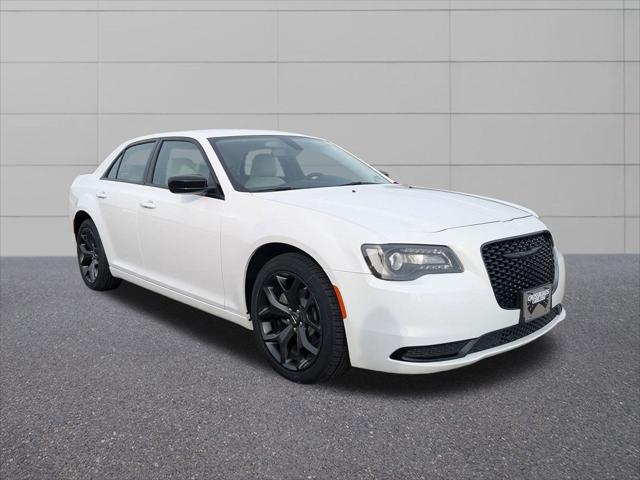 2023 Chrysler Chrysler 300 300 TOURING