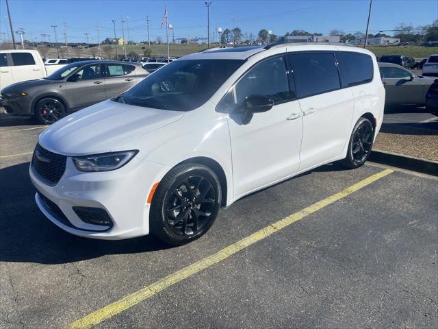 2024 Chrysler Pacifica PACIFICA LIMITED