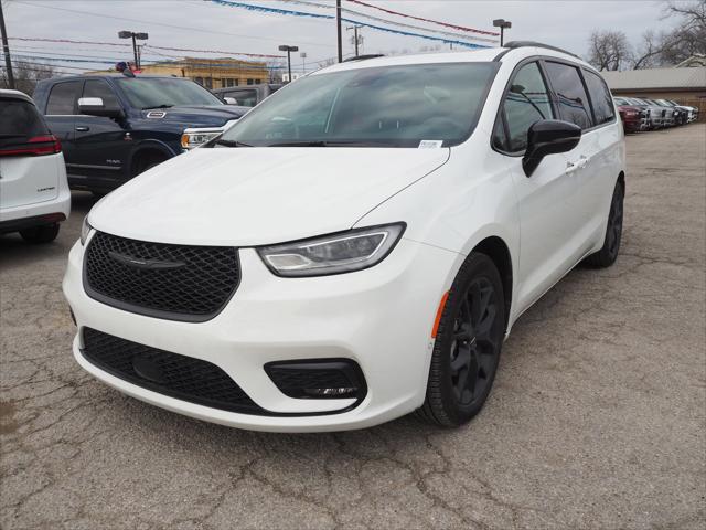 2024 Chrysler Pacifica PACIFICA LIMITED