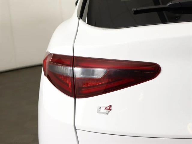 2022 Alfa Romeo Stelvio Ti AWD