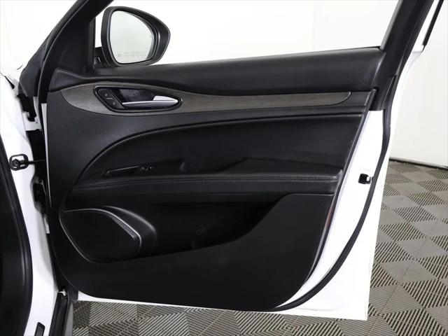 2022 Alfa Romeo Stelvio Ti AWD