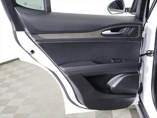 2022 Alfa Romeo Stelvio Ti AWD