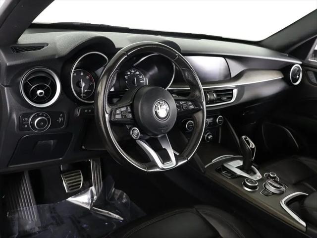 2022 Alfa Romeo Stelvio Ti AWD