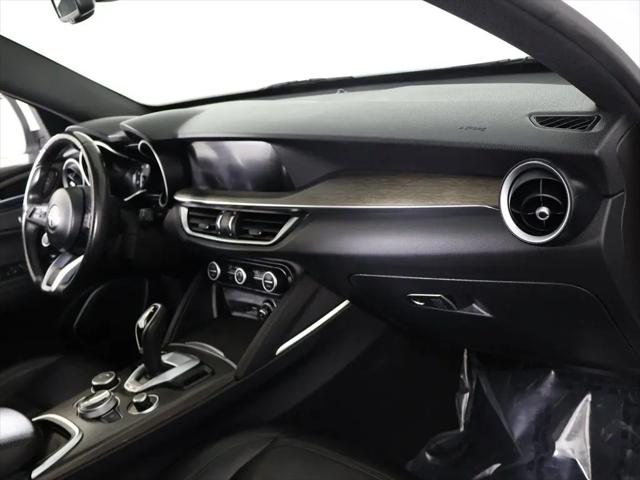 2022 Alfa Romeo Stelvio Ti AWD