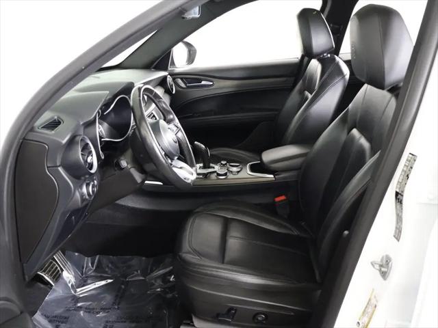 2022 Alfa Romeo Stelvio Ti AWD
