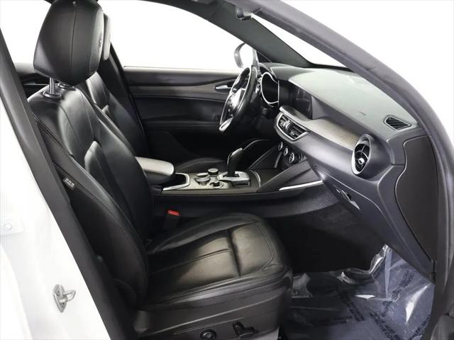 2022 Alfa Romeo Stelvio Ti AWD